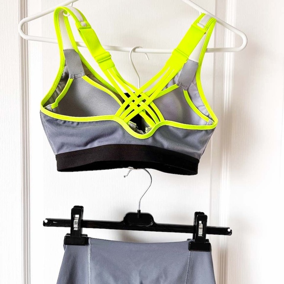 VICTORIA'S SECRET VSX The Knockout Front Close Sports Bra NWOT - Picture 12 of 14